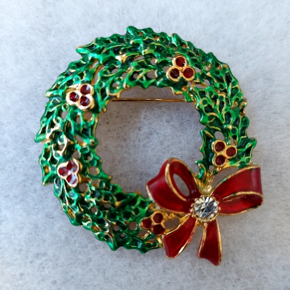 ALI Christmas wreath brooch NWT - Picture 4 of 5